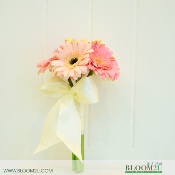 Bridesmaid Bouquet Mignonne