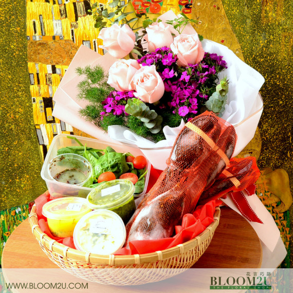 Lobster with rose bouquet
