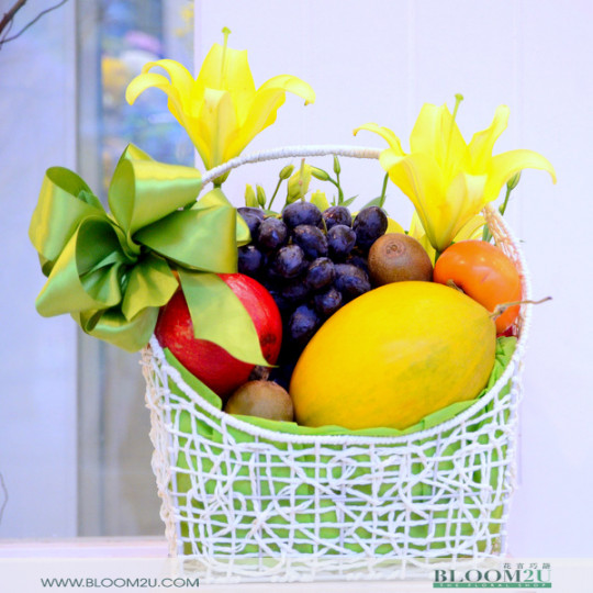 Fruit And Flwoer Basket